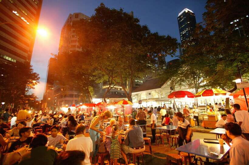 Singapore: Lau Pa Sat Night Street Food with Marina Bay Walk - Amoy Street Food Centre: Your Tea-Time Setup for Hawker Culture