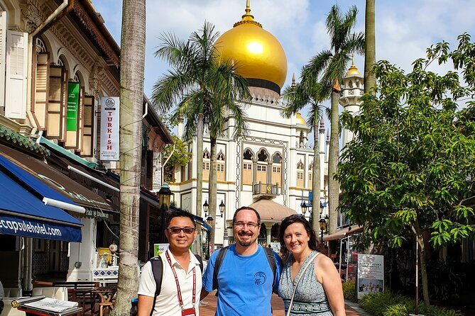 Singapore Like a Local: Private & Personalized Experience 3-4hrs - An older Taoist temple courtyard with carvings worth pausing for