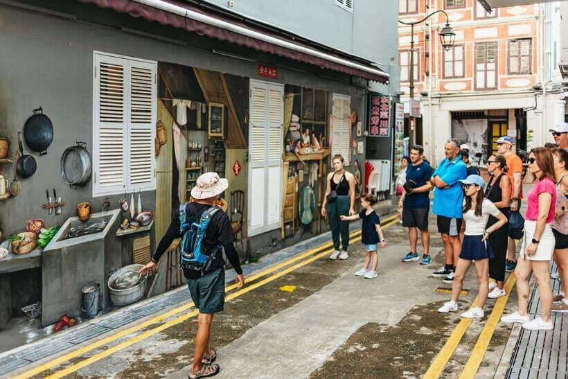Singapore: Lion City Highlights Bike Tour - From Marina Bay to F1 Track Views: Singapore’s Big-Sight Start