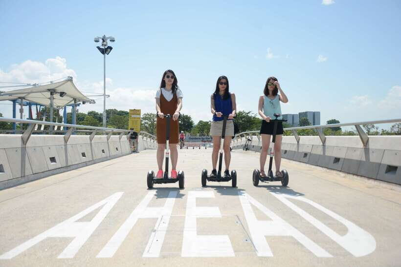 Singapore: Marina Bay Mini Segway Tour - Mini Segay training: fast confidence, real safety focus