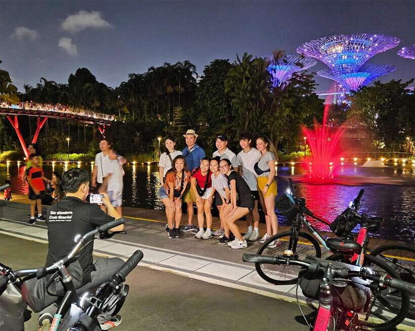 Singapore: Marina Bay Night Tour by Bicycle - Merlion, Esplanade vibes, and the Marina Bay Sands water-and-light finale