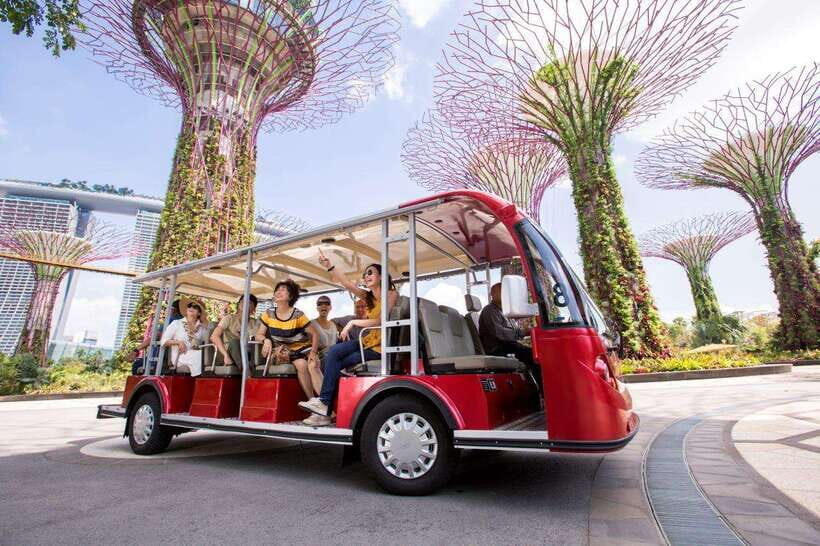 Singapore: Outdoor Audio Tour at Gardens by the Bay - Supertrees, themed gardens, and those little plant surprises
