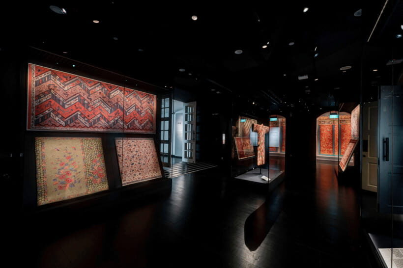 Singapore: Peranakan Museum Admission Ticket - Interactive exhibits and recorded demonstrations that make artifacts talk
