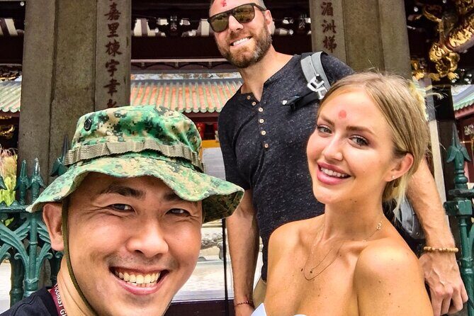Singapore Private Custom Full-Day Tour with Licensed Local Guide - Price and walking logistics: what $285.43 really buys
