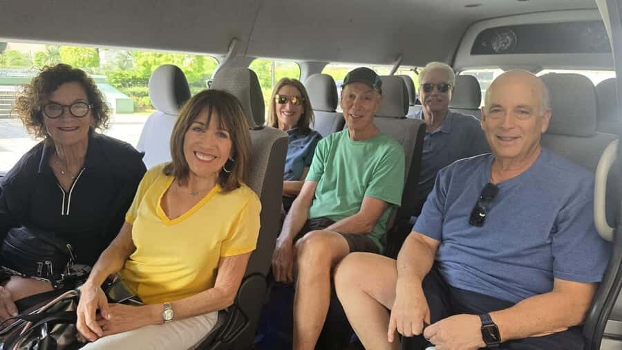 Singapore: Private Customizable Singapore Tour - A private driver day that stays flexible (even when your plan changes)