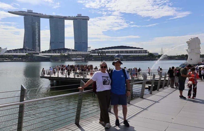 Singapore Private Customized Walking Tour in SPANISH! - Who should book this tour (and who might not)