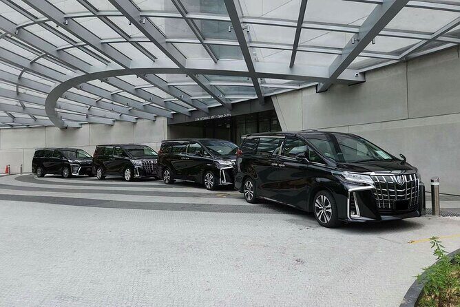 Singapore: Private Downtown/Sentosa → Airport/Seaport - Price and Value: When $55.53 per Group Makes Sense
