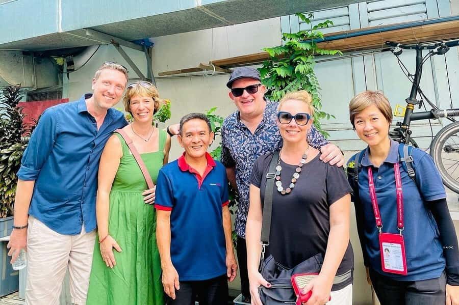 Singapore: Private Food & Heritage Walking Tour - Key things that make this tour work