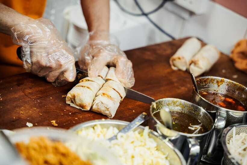Singapore: Private Food & Heritage Walking Tour - Should you book this Singapore food and heritage walking tour?