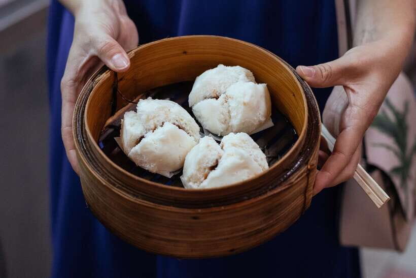 Singapore: Private Food Tour – 10 Tastings with Locals - Vegetarian option without the food compromise feeling