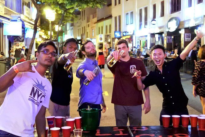 Singapore Pub Crawl - Food and drinks: what’s included, what’s not