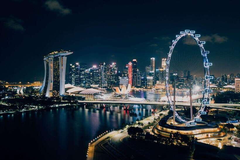 Singapore: River Cruise and Merlion Park Guided Tour - Transfers, Meeting Points, and Timing: The Stuff That Can Make or Break the Night