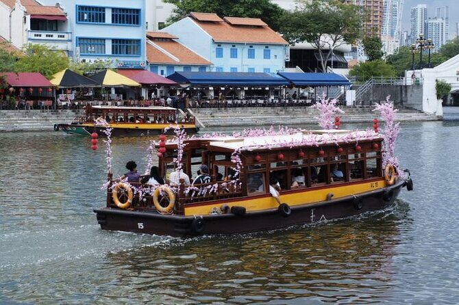 Singapore River Cruise E-Ticket - Merlion by the water: seeing the 8.6-meter icon and its meaning