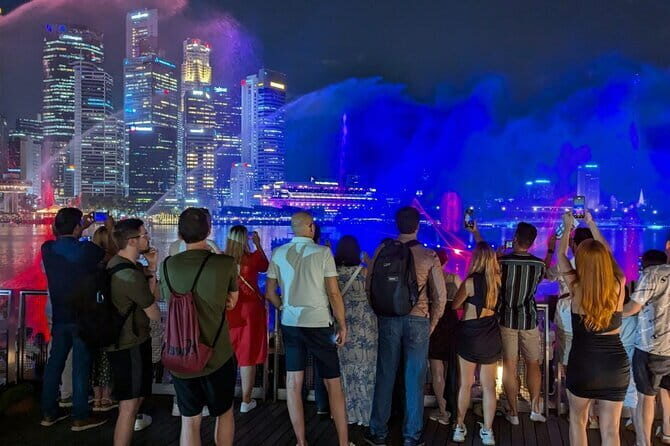 Singapore River Cruise, Light Shows and Twilight Tour - Pickup, minivan comfort, and the pacing of a 4-hour night