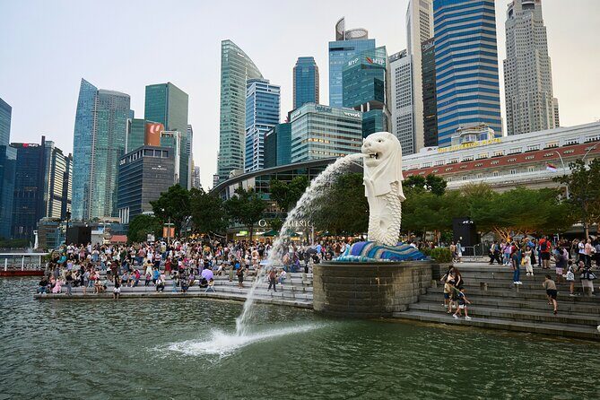 Singapore River Cruise, Night Garden Rhapsody & Spectra by CYT - Clarke Quay: shophouses, river energy, and photo corners