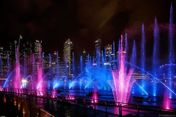 Singapore River Cruise, Night Garden Rhapsody & Spectra by CYT - Marina Bay Sands Spectra: the big finale with laser, mist, and projections