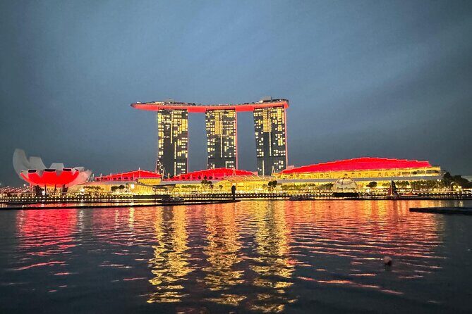 Singapore River Cruise, Night Garden Rhapsody & Spectra by CYT - End of tour: hotel drop-off or Lau Pa Sat late-night food