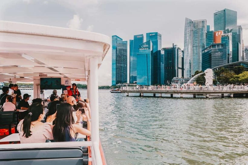 Singapore River Cruise, Spectra & Garden Rhapsody Light Show - Guides and the Human Touch: What Makes the Tour Feel Smooth
