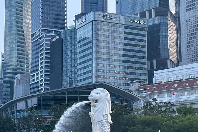 Singapore River Cruise Tour with E-Tickets - Captain narration and onboard comfort: how to hear the story