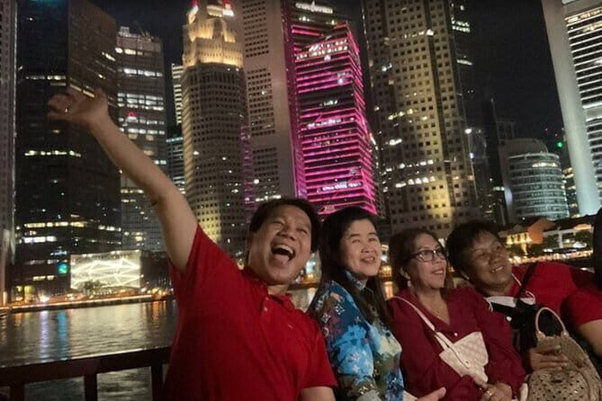Singapore River Cruise with 2 Shows (4 hours) - Merlion stop: fast, useful, and photo-friendly