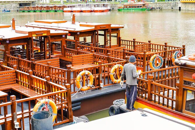 Singapore River Sightseeing Cruise Ticket - Price and Value: Is $36.33 a Good Deal?
