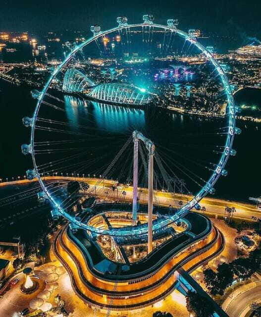 Singapore: Singapore Flyer Entry Ticket - Time Capsule (included): the history-and-future stop before you fly