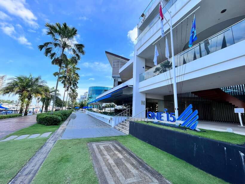 Singapore: Southern Island Cruise & Dining at Clubhouse - Southern Islands from a brand-new boat: what the 2-hour cruise feels like