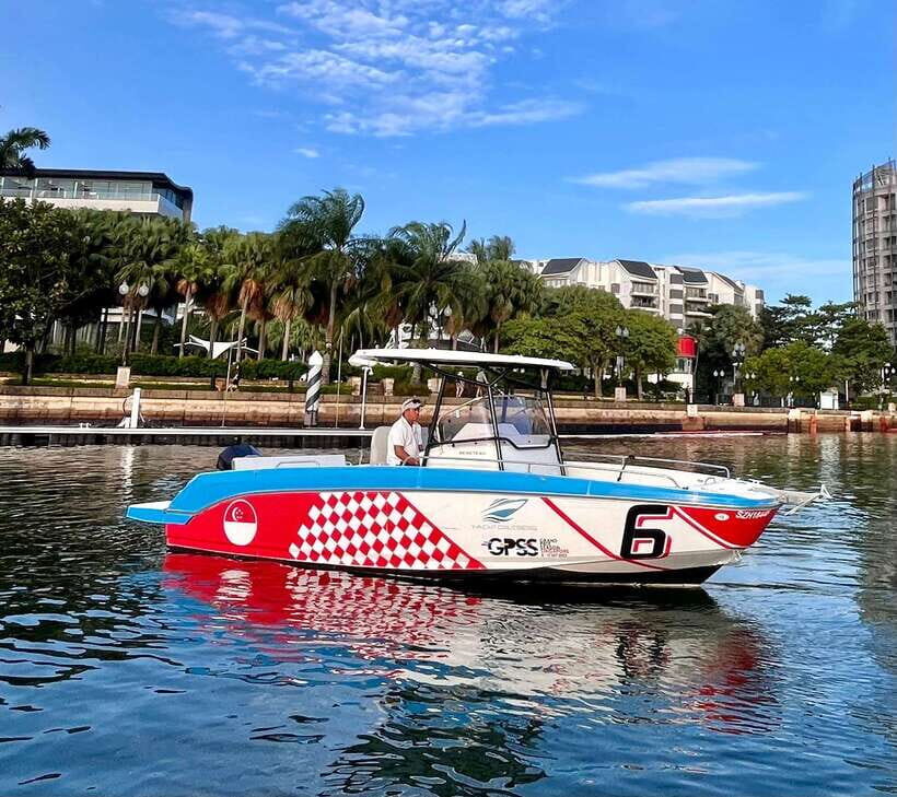 Singapore: Southern Island Speedboat Tour - Fast Fun From Sentosa Cove on Tara K