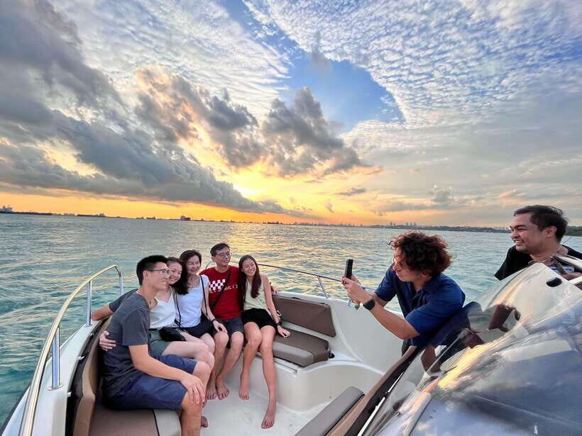Singapore: Southern Island Speedboat Tour - Should You Book the Singapore Southern Island Speedboat?