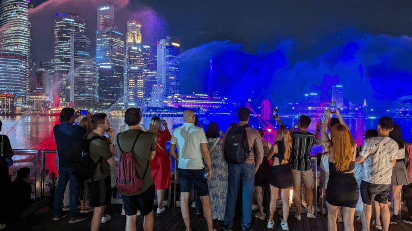 Singapore: Sunset River Cruise and Glittering Light Shows - Why this 4-hour sunset plan makes sense