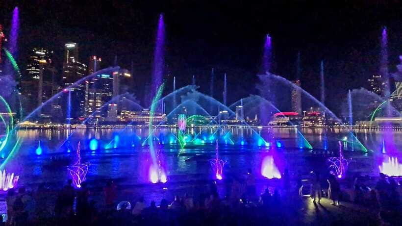 Singapore: Sunset River Cruise and Light Shows Tour - Clarke Quay river cruise: Singapore’s lights from the water