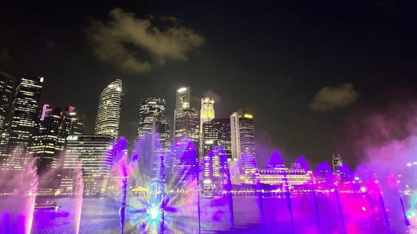 Singapore: Twilight Tour with River Cruise and Light Shows - Marina Bay Sands Spectra: short, bright, and perfectly timed