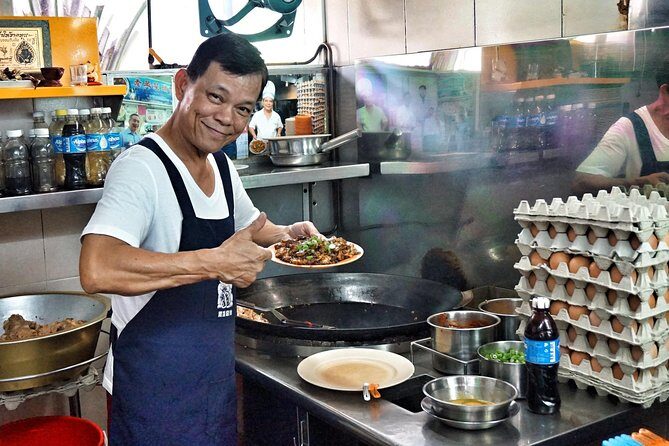 Small-Group Food Tour With Hawker Center: Eat Like A Local - Why this hawker center tour works in a single 6-hour plan