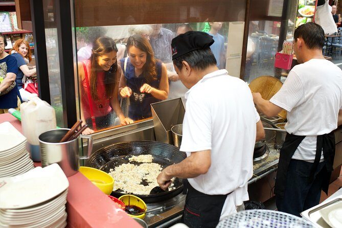 Small Group: Michelin and Local Hawker Food Tour with 9 tastings - Meeting Point and Timing: Chinatown Starts at 9:30am