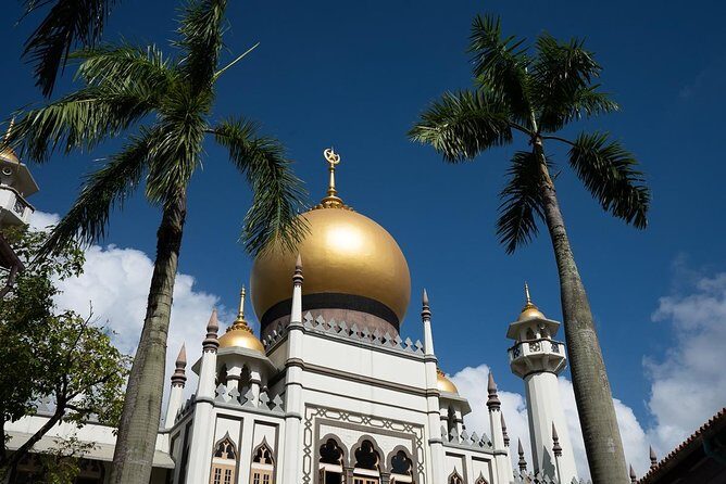 The Race & Religion Tour - Stop 4: Khalsa Dharmak Sabha Gurudwara in 30 Minutes